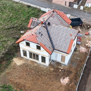 Katalogový dům Kampara (dji-20250109145902-0404-d.jpg)